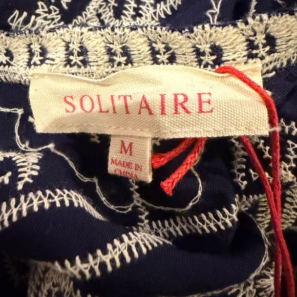 Solitaire Navy and White Floral Blouse - Picture 6 of 9